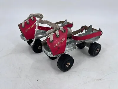 Vintage Red Retro Flyer Child's Metal Roller Skates 1970's • £15