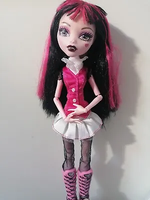 £20 • Buy Monster High Draculaura Doll Umbrella, Pet, Outfit 1st Wave Set (FAULTY NOSE!) 