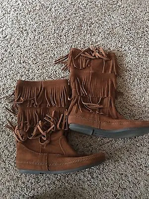 Minnie Tonka 3 Layer Fringe Brown Size 10 Suede Boot Womens Shoe Flat Moccasin • $64.99