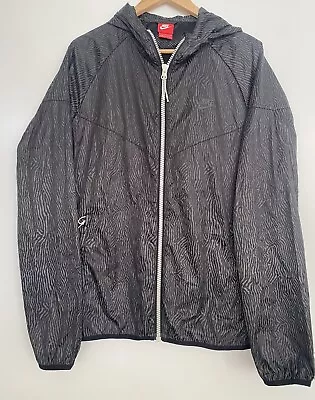 Nike Reflective Wind Jacket Size Large • $40