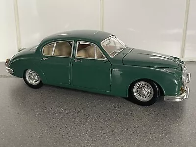 1/18 Jaguar Mk2 (Spares Or Repairs) • £18