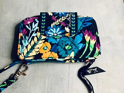 Vera Bradley  Smartphone Wallet/Wristlet In MIDNIGHT BLUES - EUC • $14.99