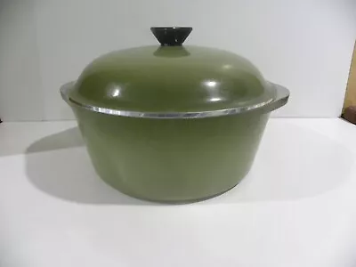 Vintage Club Aluminum Avocado Green 4 Quart Dutch Oven Pot • $39.95