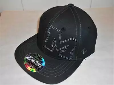 New Licensed  Michigan Wolverines BLACK Stitched Logo Flexfit Hat Size S/M S122 • $15.99