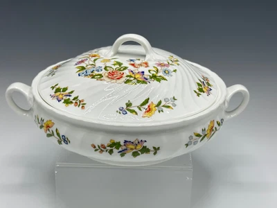 Aynsley Cottage Garden Covered Casserole Floral Butterflies • £70.95