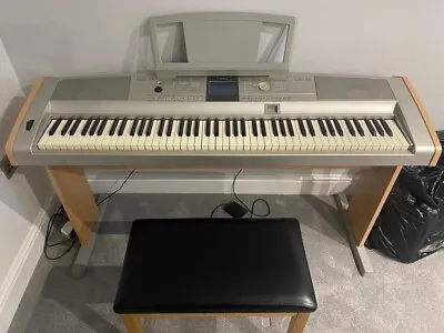 Yamaha Electric Piano DGX-505 • £295