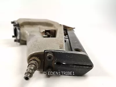 $209.97 • Buy Used Senco Air Powered 7/16  Crown Staple Gun Stapler, Mii 