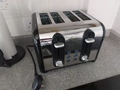 Russell Hobbs Four 4 Slice Toaster Black And Chrome Silver Hardly Used • £19