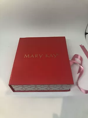 MARY KAY VELVET STYLE Boutique SUNGLASSES  Box WHIT Three Micro Fiber  Pouches • $15