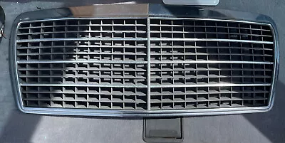 94-95 Mercedes W124 E320 E420 E500 Front Hood Radiator Grille Grill Chrome OEM • $150