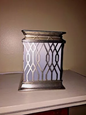 £22.77 • Buy Electric Tart Burner PIER 1 Glow Thru Gothic Cathedral Fits Yankee Candle 6Tx5w