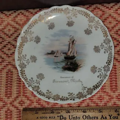 Vtg FREMONT MICHIGAN MI Ships  SOUVENIR Plate Homer Laughlin • $15