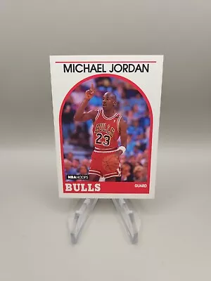 1989 NBA Hoops #200 Michael Jordan Chicago Bulls D • $4.99