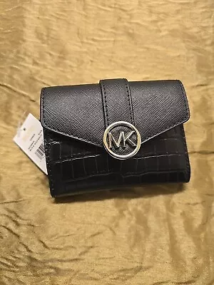 MICHAEL KORS CARMEN LADIES FASHION FLAP BIFOLD WALLET CREDIT CARD HOLDER  Black • $49.99