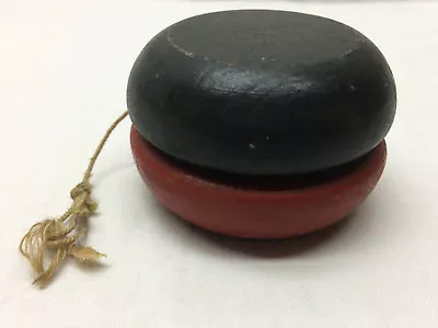 Vintage Red And Black Classic Wooden Yo Yo Yo-Yo Toy  • $32.49