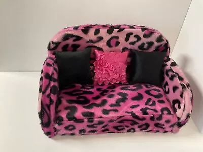 $18.99 • Buy Pink Leopard Print Sofa For Monster High, Barbie Or Bratz Dolls