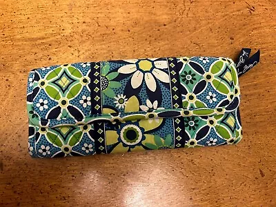 Vera Bradley Daisy Daisy Tri-fold Wallet 2008 Pattern • $9.99