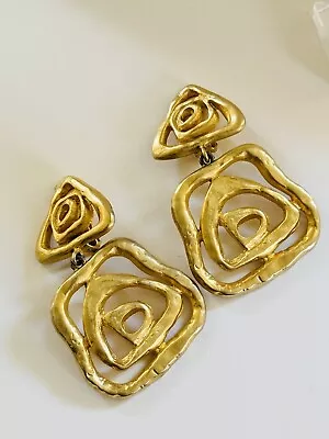 VTG Les Bernard For Vogue Earrings Vo Matte Gold Dangle Clip Couture Statement • $75.65