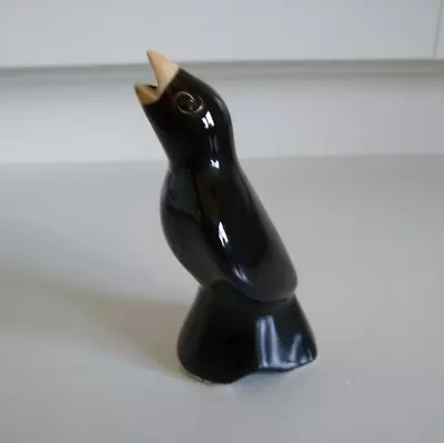 Vtg Ceramic Black Bird Pie Vent Crow Raven Kitchen Decor Rustic Country 4  Tall • $17.95