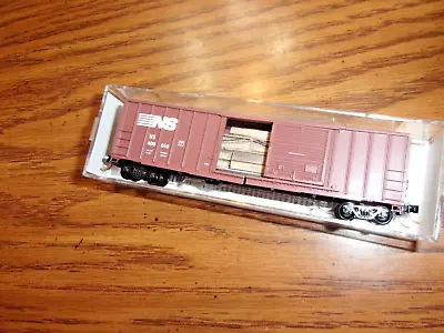 Micro-trains C 025 00 732 N-scale Norfolk Southern Boxcar #400016 • $22.75