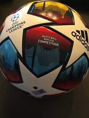 UEFA Champions League Replica Match Ball 2022 St Petersburg Size 5 • £20