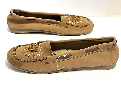 Vintage Moccasins Tan Beaded Flats No Boundaries Women’s Shoes Size 10.5 US NEW! • $30