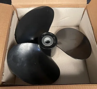 Volvo Penta Aquamatic Aluminum Boat Propeller 16  X 17P Long Hub LH 854988 • $299.99