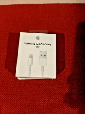 $18 • Buy Genuine Apple Lightning Cable MD818AM/A Lightning To USB Cable Original (1M)