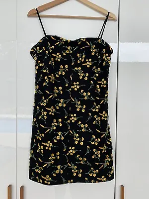 $30 • Buy Urban Outfitters Floral Dress - Size L (10-12)) NEW