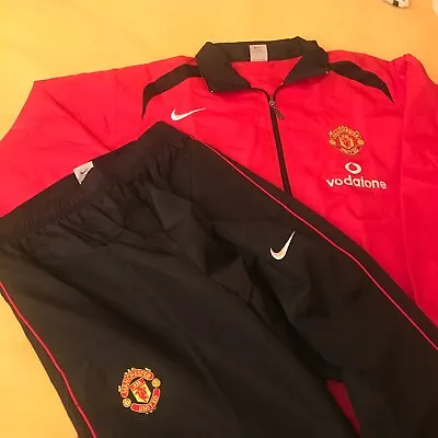 Manchester Uited Training Kit. New. Medium • $30