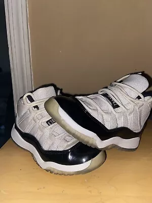 Jordan 11 Mid Concord 11.5c  • $62.99