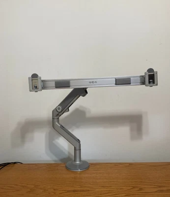 $90 • Buy Humanscale M8 Dual Monitor Arm W/27 Crossbar Clamping Desk Mount And Vesa Plates