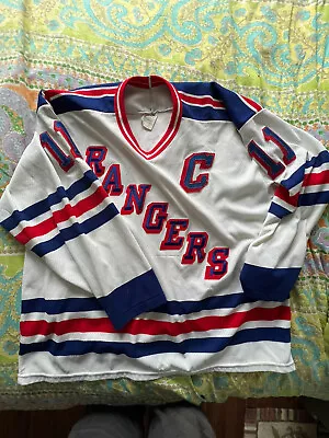 Maska New York Rangers Mark Messier Jersey. Rare Vintage. • $299