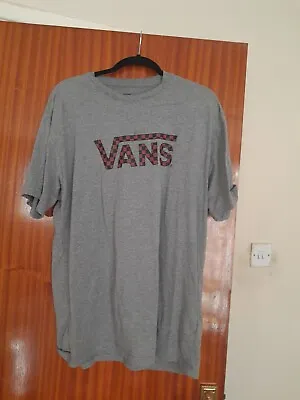 £10 • Buy Womens Grey VANS T Shirt - Size Large. With VANS Logo In Check Black/Brown