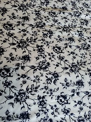 Vintage Sewing Fabric Cranston Navy Blue & White Cabbage & Wild Roses 2.3ydx45  • $6.96