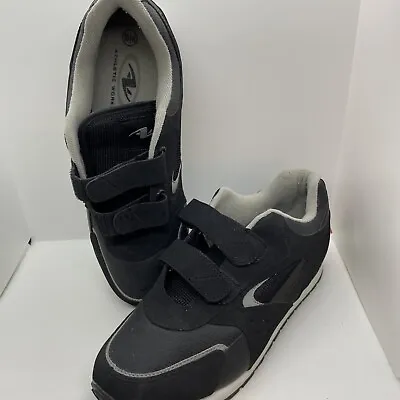 Athletic Works Men’s  Non Marking Black Comfort Sneaker Shoes Size 10.5 W USED • $9.99