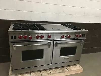 Wolf R606CG - 60 Professional Gas Range 6 Burner + Griddle + Charbroiler • $1