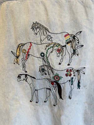 $25 • Buy Vintage Chambray Button Front Shirt W/ Embroidered Horses Distressed A1