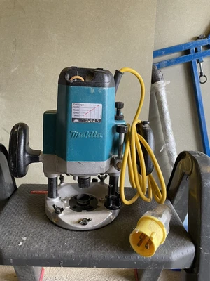 £46 • Buy Makita 1/2 Plunge Router