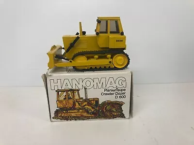 Scarce CURSOR Hanomag D600 Crawler Dozer 1/50 Scale Construction Model • £79.95