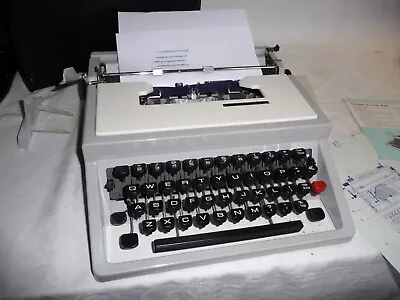 Typewriter UNDERWOOD 315 (OLIVETTI)  Excellent + SEMI Hard BLACK Carry Case+INFO • £59.94
