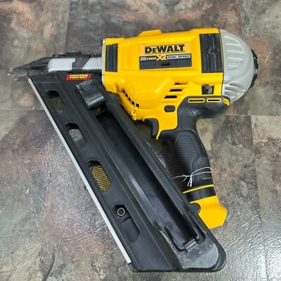 $139.99 • Buy DEWALT DCN692B 20V 2-3.5  Cordless 30° Framing Nailer (Tool Only)
