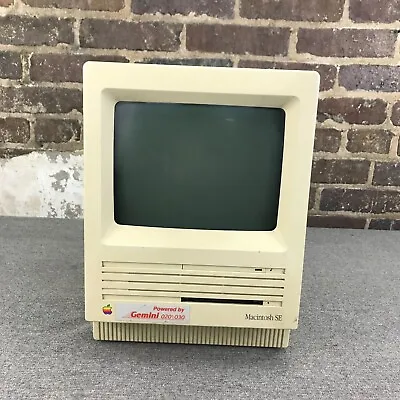Apple Macintosh SE M5011 Computer With Gemini 020030 Accelerator Card - WORKS! • $399.95