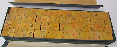 1923 Piroxloid Products Vintage Wooden Mah Jong Game Set 144 Tiles 4 Racks Dice • $99.95