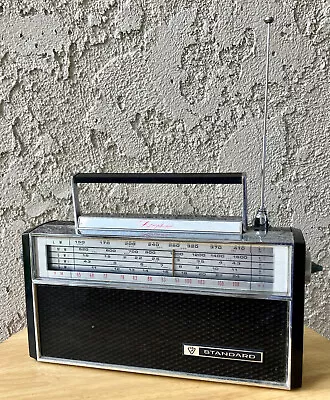 Vintage 1965 Standard Astrophonic  FM 6 Band Radio • $35