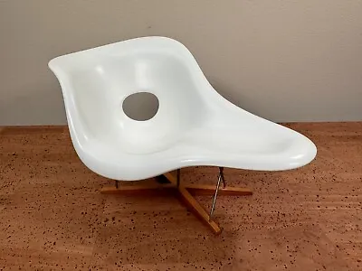 Vitra Design Museum Miniature Collection Le Chaise - 1/6 Size - Eames • $375