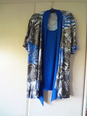 £3.45 • Buy Forever By Michael Gold Blue / Grey Pattern Top Size M