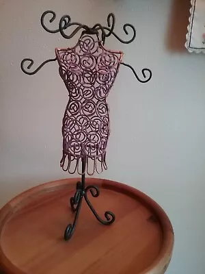 Vintage Dress Form * Jewelry Holder Stand * Metal Wire * • $16.80