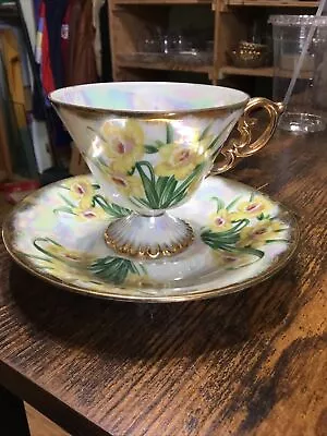 Beautiful Vintage Ucagco Iridescent  Footed Teacup And Saucer-march Daffodils • $18.50