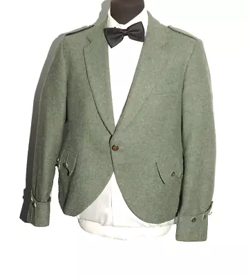 Beautiful Green Kilt Jacket 38r • £79